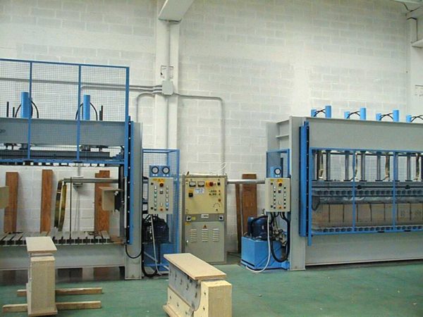 VERTICAL-PRESSES-WITH-SHIELDING