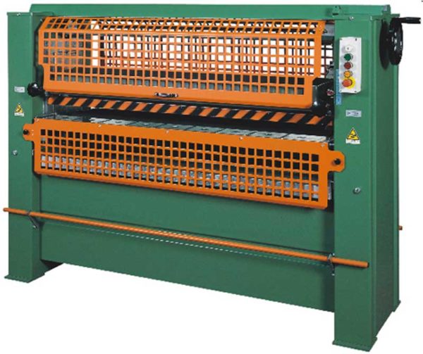 2 or 4 ROLLS GLUE COATING MACHINE